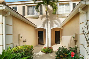 4683 Palmbrooke Cir, West Palm Beach, FL 33417, Sold 03/30/20