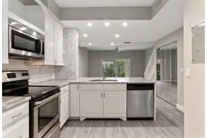 905 Kokomo Key Ln, Delray Beach, FL 33483, Sold 11/11/20