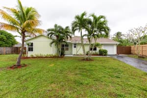 5570 Barnstead Cir, Lake Worth, FL 33463, Sold 03/13/20