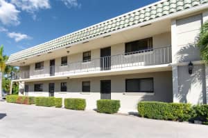 326 Northlake Dr, North Palm Beach, FL 33408, Sold 09/18/20