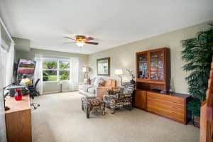 36 Danbury Ct, Royal Palm Beach, FL 33411, Sold 04/01/20