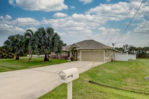 5992 NW Wolverine Rd, Fort Pierce, FL 34986, Sold 02/24/20