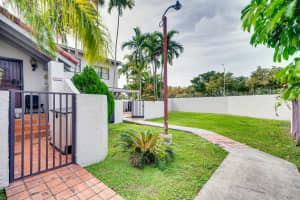 830 NW 106th Ave, Miami, FL 33172, Sold 08/25/20