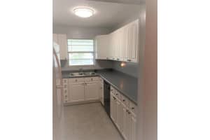 301 Pine Point Dr, Boynton Beach, FL 33435, Sold 05/08/20