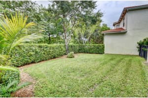 1110 Grove Park Cir, Boynton Beach, FL 33436, Sold 05/28/20