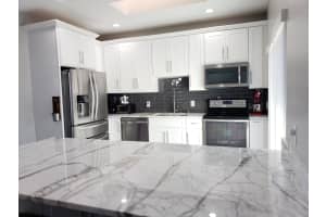 6071 Farmers Pl, Lake Worth, FL 33463, Sold 03/20/20