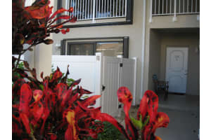 3215 S Lakeview Cir, Fort Pierce, FL 34949, Sold 07/20/20