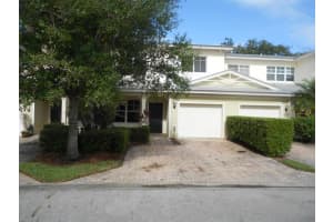 2702 Creekside Dr, Fort Pierce, FL 34981, Sold 03/13/20