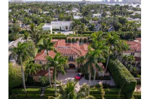 240 Via Las Brisas, Palm Beach, FL 33480, Sold 09/01/20