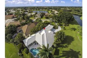 52 Bermuda Lake Dr, Palm Beach Gardens, FL 33418, Sold 04/03/20