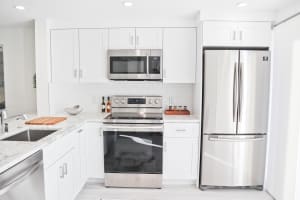 836 Jeffery St, Boca Raton, FL 33487, Sold 03/06/20