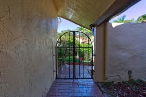 5202 Cortez Ct, Delray Beach, FL 33484, Sold 03/06/20