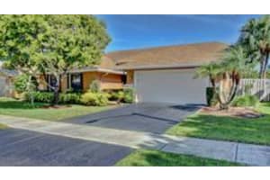 5822 SW 88th Terrace, Cooper City, FL 33328, Sold 04/06/20