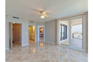 5051 N Hwy A1A, Fort Pierce, FL 34949, Sold 11/09/20