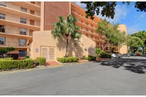 14623 Bonaire Blvd, Delray Beach, FL 33446, Sold 06/15/20