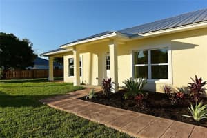 NE Crescent St, Jensen Beach, FL 34957, Sold 05/04/20