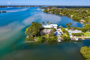 50 Riverside Dr, Jupiter, FL 33469, Sold 01/26/21