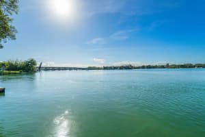 50 Riverside Dr, Jupiter, FL 33469, Sold 01/26/21