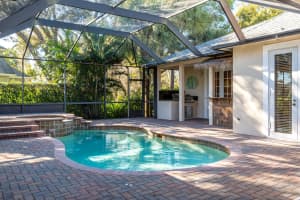210 Oak Hammock Ct SW, Vero Beach, FL 32962, Sold 10/13/20