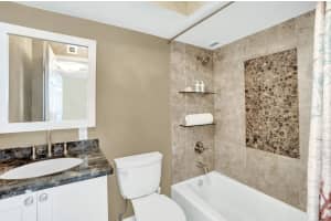 985 SE 19th Ave, Deerfield Beach, FL 33441, Sold 08/07/20