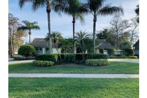 15930 Meadow Wood Dr, Wellington, FL 33414, Sold 03/17/20