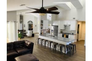 15930 Meadow Wood Dr, Wellington, FL 33414, Sold 03/17/20