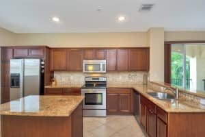 1421 W Wickham Cir, Delray Beach, FL 33445, Sold 04/24/20