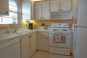 2600 SE Ocean Blvd, Stuart, FL 34996, Sold 04/14/20