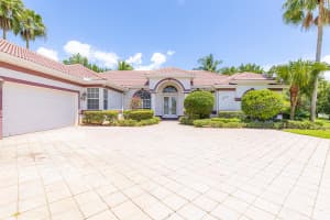 4838 SW Lake Grove Cir, Palm City, FL 34990, Sold 08/07/20