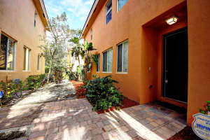 1823 Sonrisa St, Riviera Beach, FL 33404, Sold 05/18/20