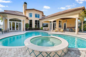 713 Harbour Point Dr, West Palm Beach, FL 33410, Sold 08/21/20