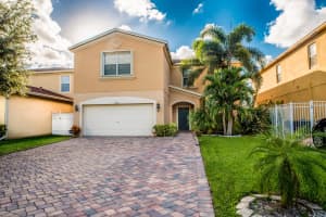 929 Fieldstone Way, West Palm Beach, FL 33413, Sold 07/01/20