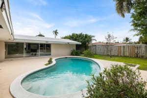825 W Royal Palm Rd, Boca Raton, FL 33486, Sold 07/24/20