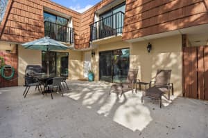 1520 Masters Cir, Delray Beach, FL 33445, Sold 03/25/20