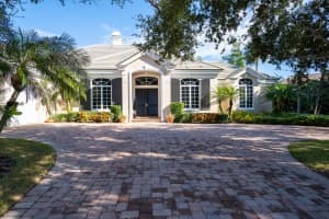 211 Shores Dr, Vero Beach, FL 32963, Sold 10/06/20
