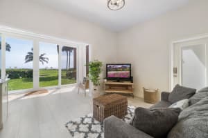 2075 S Ocean Blvd #3a, Delray Beach, FL 33483, Sold 08/10/20