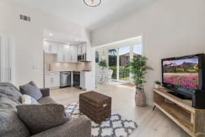 2075 S Ocean Blvd #3a, Delray Beach, FL 33483, Sold 08/10/20