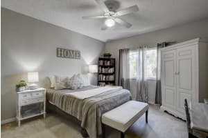 350 Crestwood Cir, Royal Palm Beach, FL 33411, Sold 04/17/20