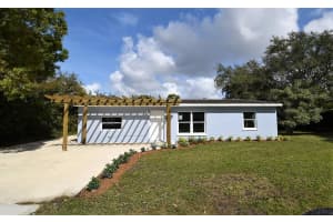 927 SW 37th St, Palm City, FL 34990, Sold 09/10/20