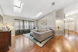 8561 Windy Cir, Boynton Beach, FL 33472, Sold 04/22/20