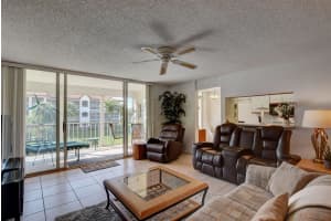 109 Half Moon Cir APT F2, Hypoluxo, FL 33462, Sold 07/03/20