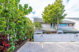 3543 S Ocean Blvd, Palm Beach, FL 33480, Sold 11/27/20