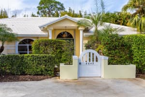 8645 SE Gulfstream Pl, Hobe Sound, FL 33455, Sold 09/15/20