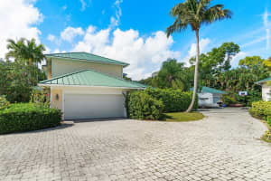 5321 Point Ln E, Jupiter, FL 33458, Sold 08/14/20