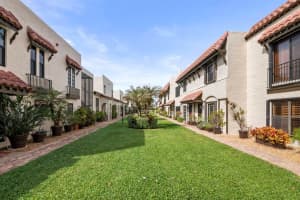 200 S Ocean Blvd, Delray Beach, FL 33483, Sold 04/15/20