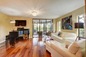 5375 10th Fairway Dr, Delray Beach, FL 33484, Sold 05/01/20