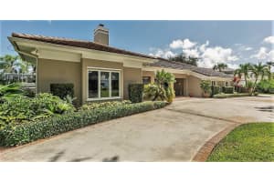 5880 Bent Pine Dr, Vero Beach, FL 32967, Sold 08/28/20