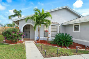 5305 Helene Cir, Boynton Beach, FL 33472, Sold 03/13/20