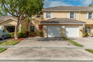 8963 NW 53rd St, Sunrise, FL 33351, Sold 04/13/20