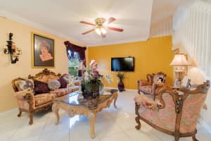 8963 NW 53rd St, Sunrise, FL 33351, Sold 04/13/20